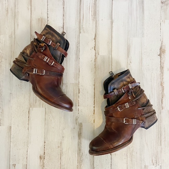 freebird Shoes - Freebird | Womens Cognac Distressed Crue Leather Boot | Size: 8